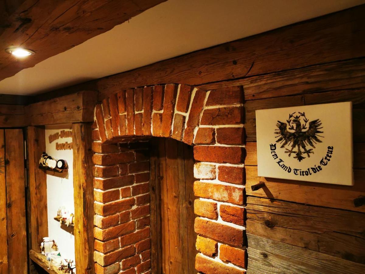 Haus Maria Larcher * Bach (Tyrol)